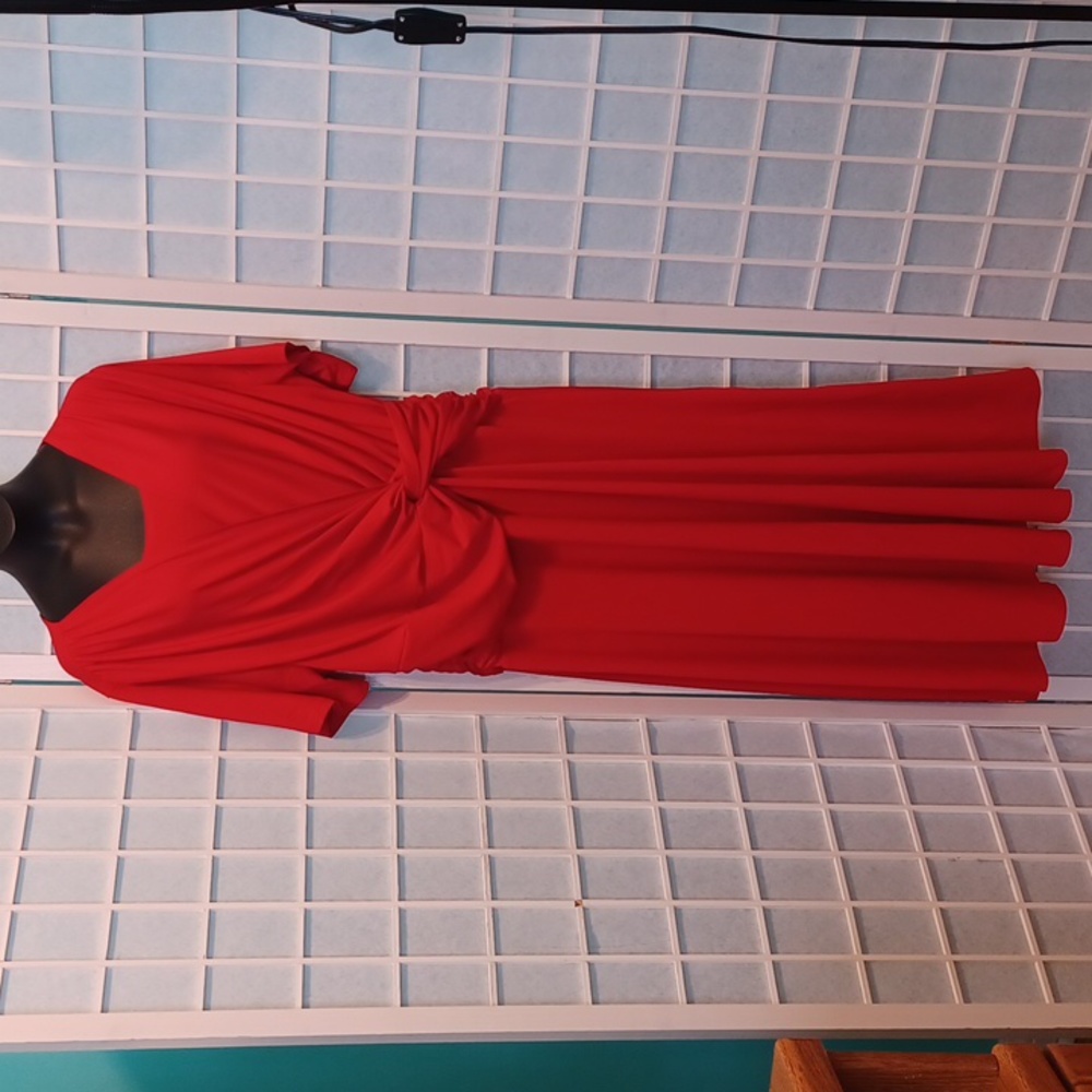 NEW! 16W  Vicki Wayne Red Dress 5419